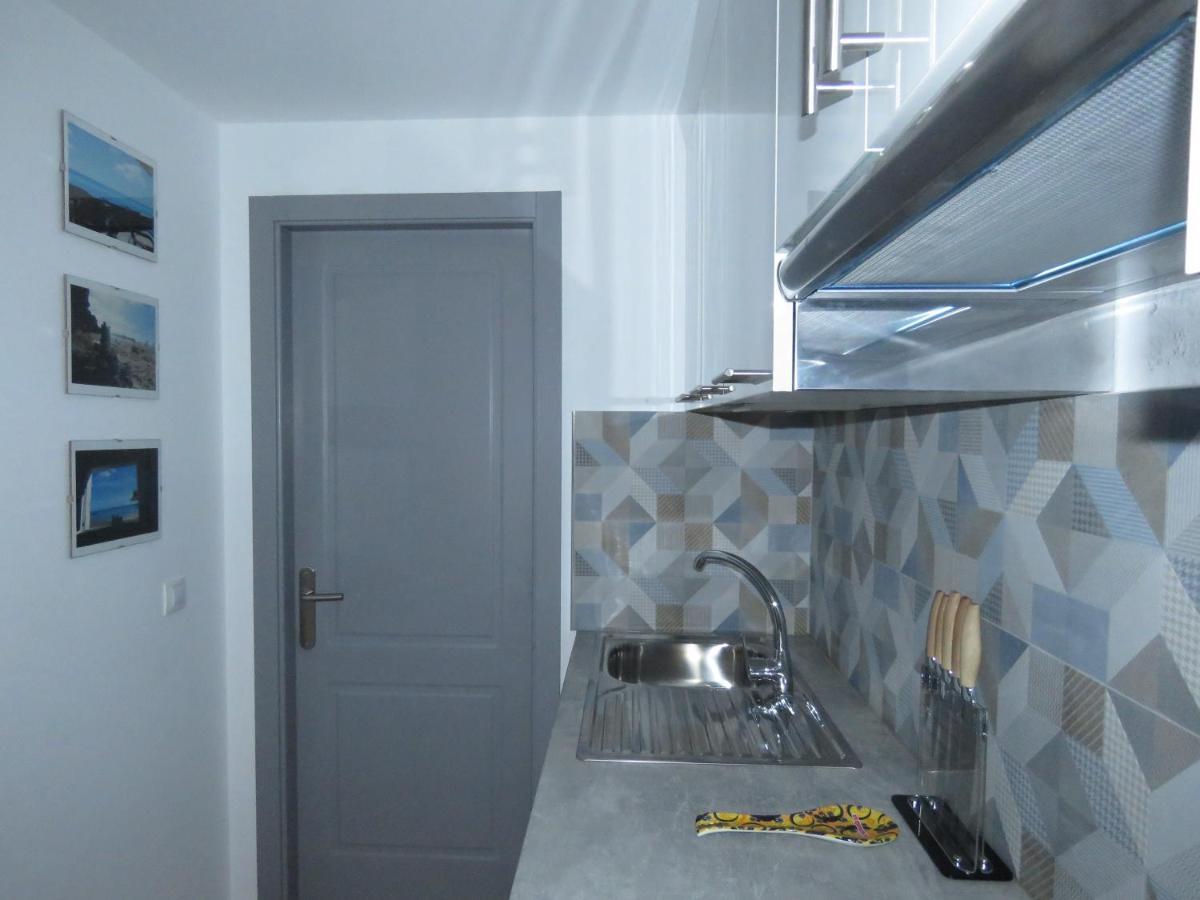 Casa Mona Apartment คอร์ราเลโฮ ภายนอก รูปภาพ
