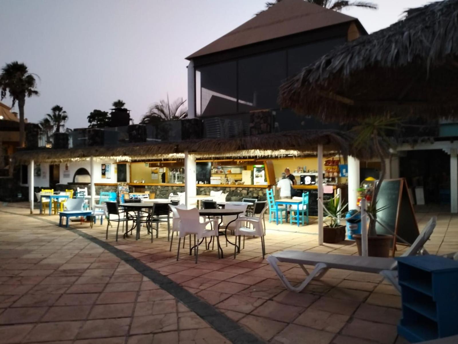 Casa Mona Apartment คอร์ราเลโฮ ภายนอก รูปภาพ